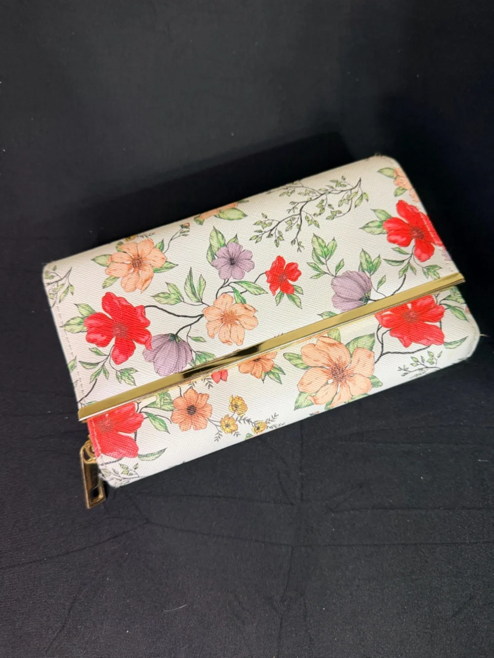 Floral Zip Clutch‎ in Cream with Red, Peach & Lavender Blooms